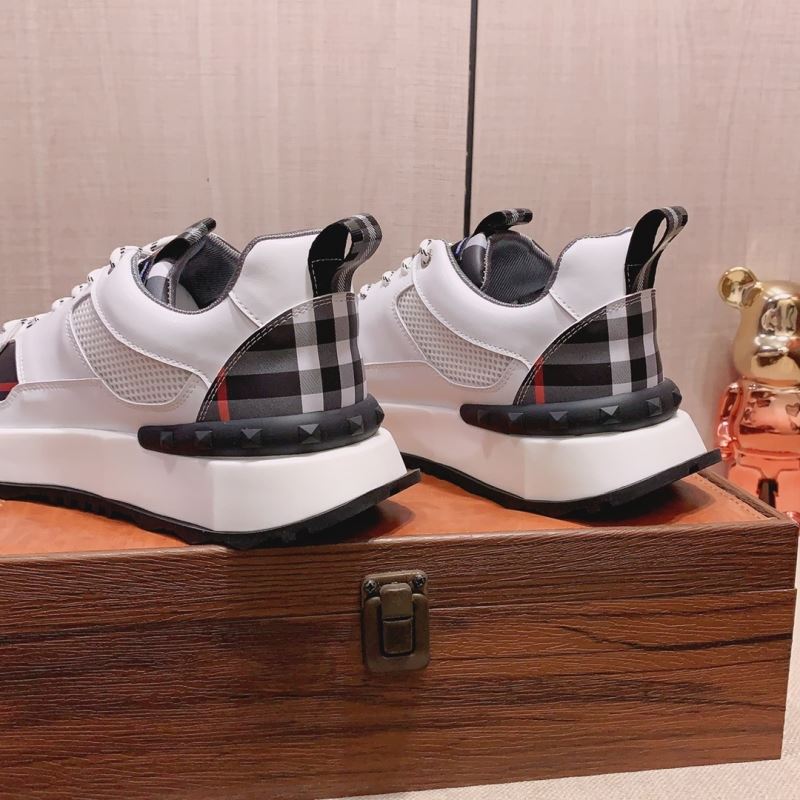 Burberry Low Shoes